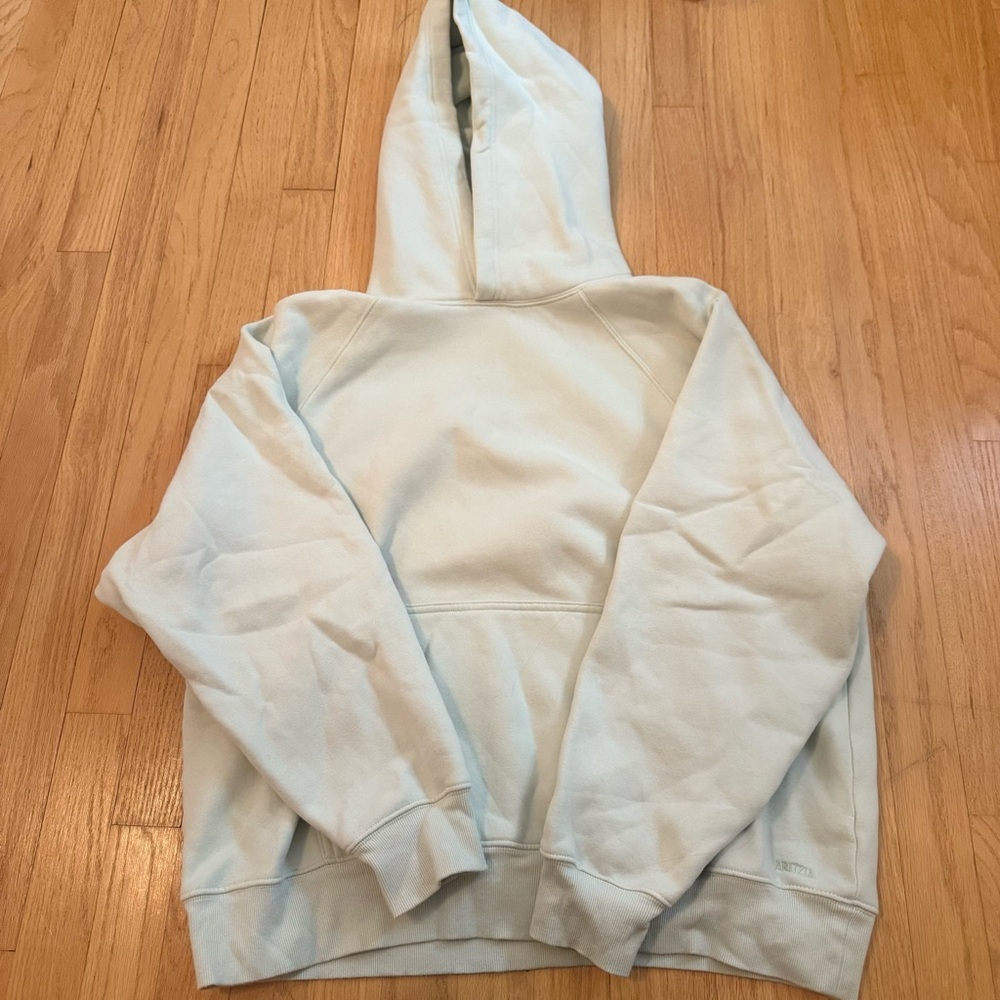 Aritzia mega raglan hoodie